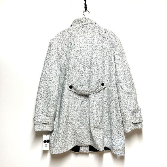 NWT MARALYN & ME
Trendy Plus Single-Breasted Light Grey Boucle Walker Coat Sz 3X - Picture 10 of 10